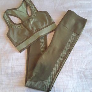 Fabletics Women's High-Waisted Seamless Check Leggings/Sports Bra